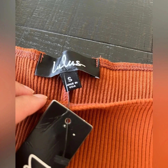 Lulus Above Basic Rust Orange Ribbed Short Sleeve Bodycon Mini Dress SZ S - Picture 5 of 6